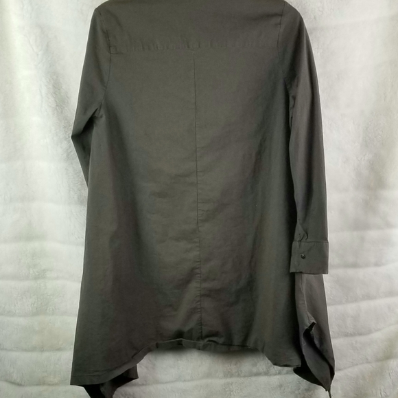 Refka green top - Picture 3 of 3